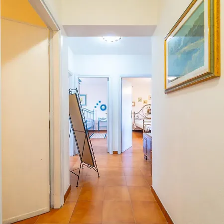 Brorent Amelia Apartamento